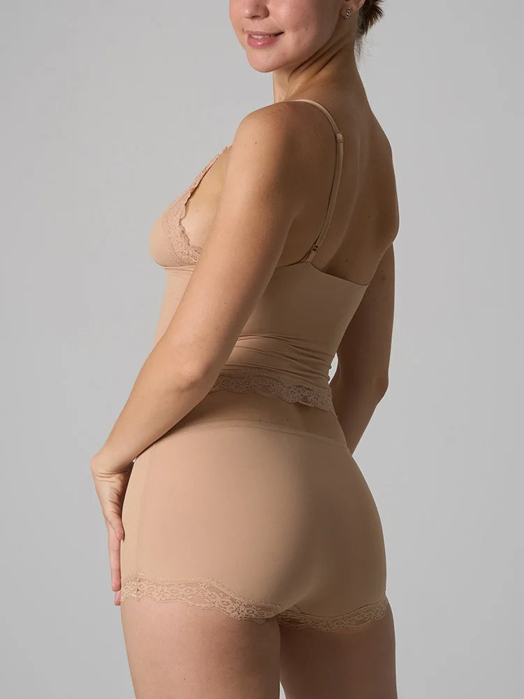 Lingerie Dentelle 2 Pièces – Top Fin & Short Confortable