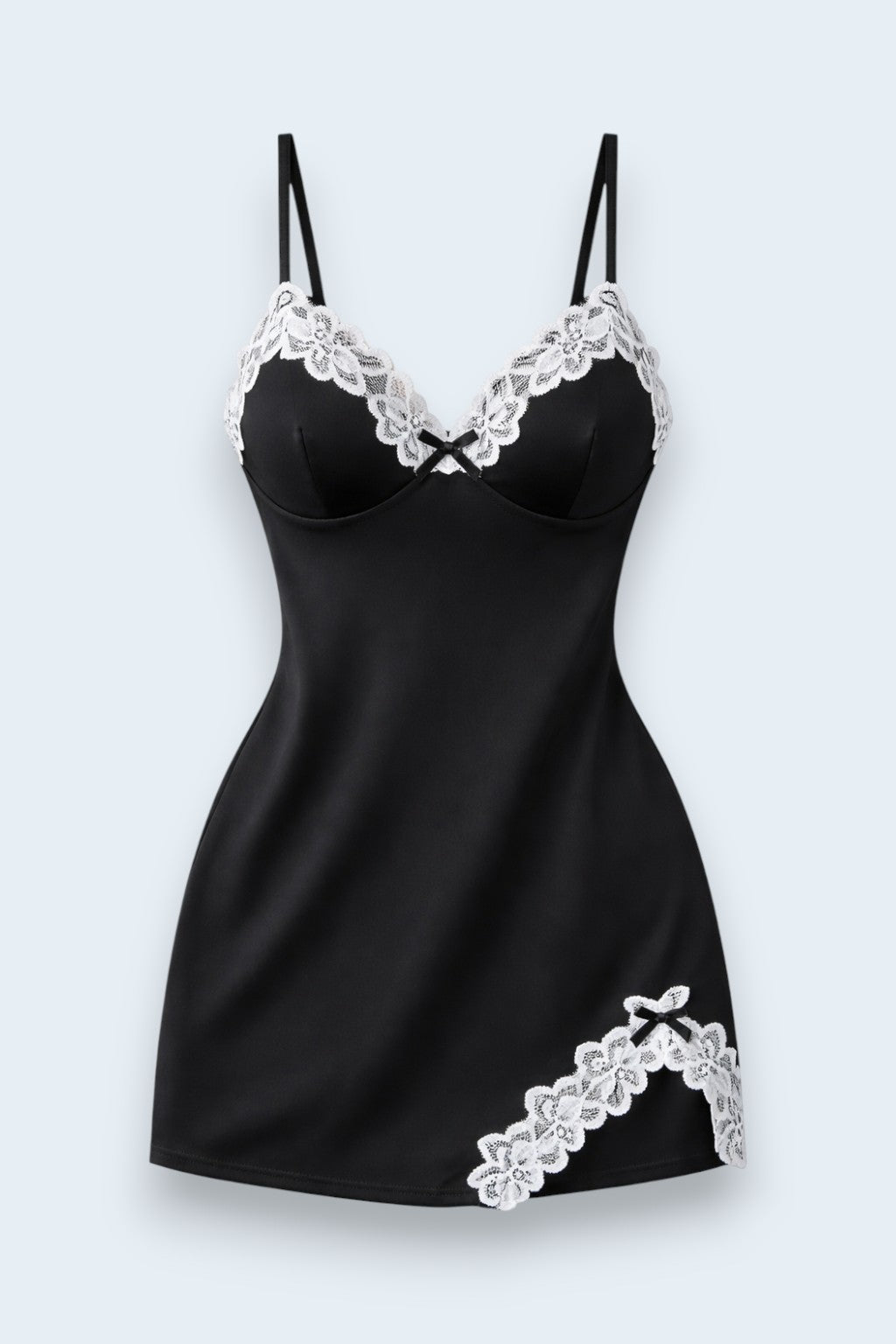 Nuisette Sensuelle – Décolleté Plongeant & Dentelle